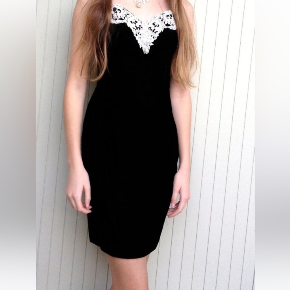Jessica McClintock Gunne Sax 11/12  Black Velvet Rhinestone 90's Deadstock Dress